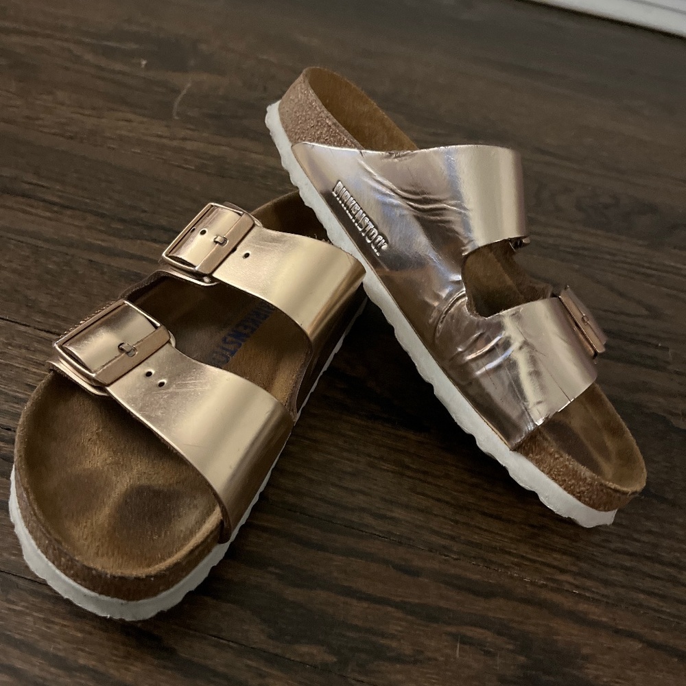 Rose gold Arizona Birkenstock